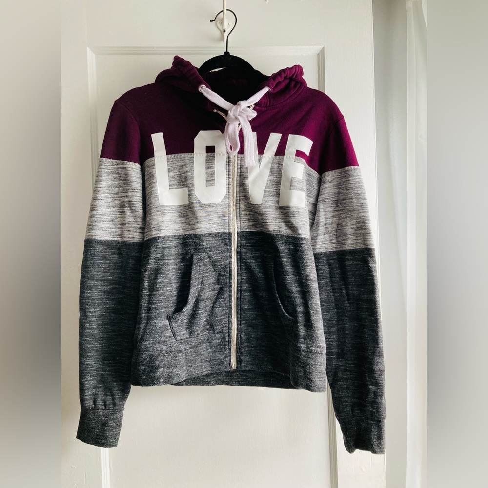 Tri-colored striped hoodie